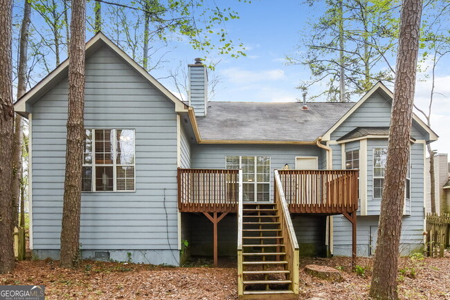 Building Photo - 4034 Sharon Woods Dr