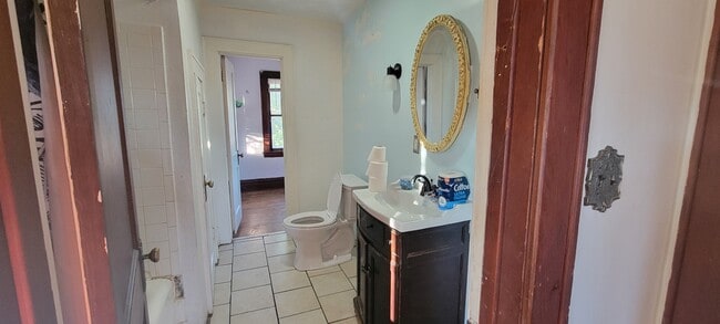 Building Photo - 1301 13th St