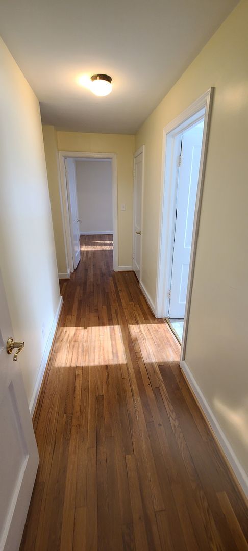 Building Photo - Lewisville Gem!