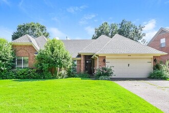 Building Photo - 6641 Bright Star Ln