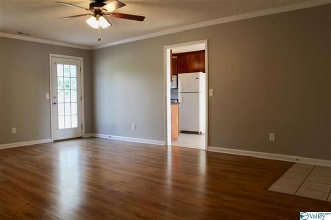 Building Photo - 241 Tanner Point Dr