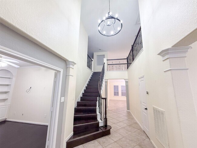 Building Photo - 79 W Shale Creek Cir
