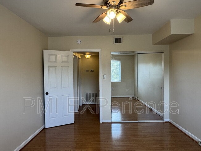 Building Photo - 3825 Hamilton St