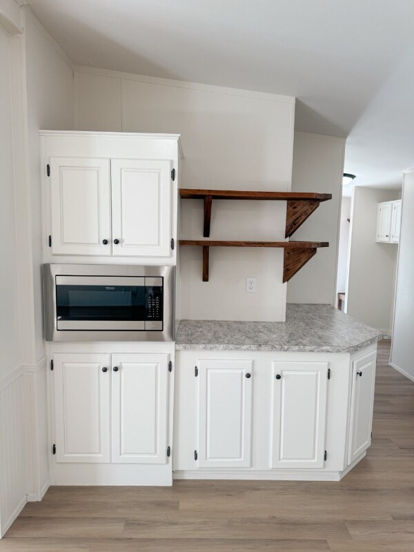 Building Photo - 512 Rock Creek Rd