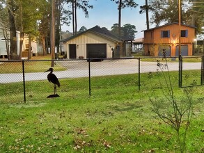 Building Photo - 109 Teena Ln