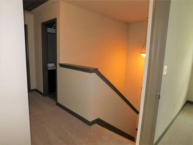 Building Photo - 3325 Ivey Ridge Rd NE