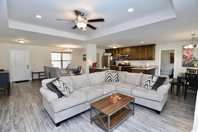 Building Photo - 4415 Patriot Pkwy