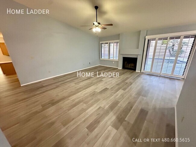 Building Photo - 5437 E Greenway St