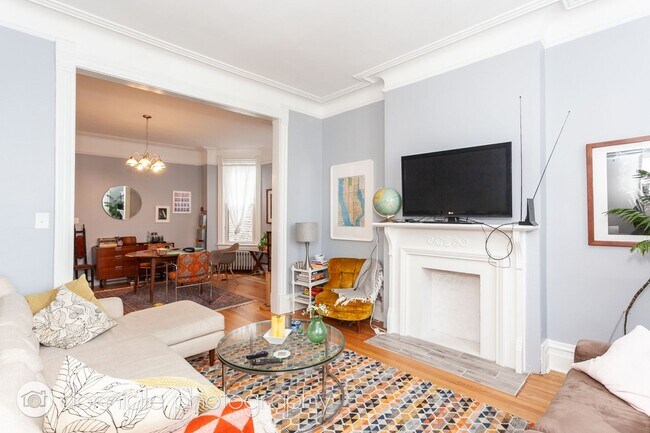 Building Photo - 2903 W Belden Ave