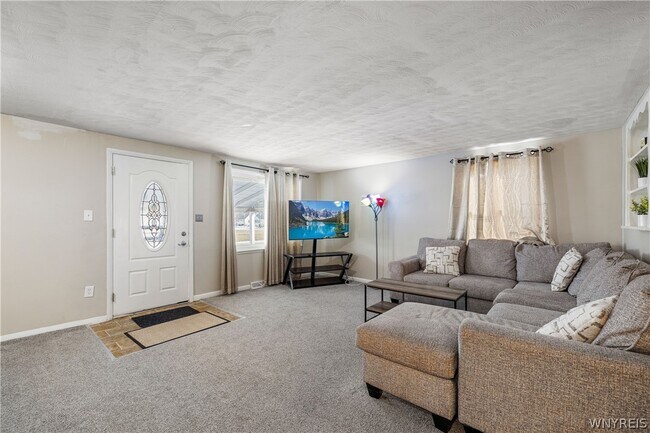 Building Photo - 36 Crescent Ct