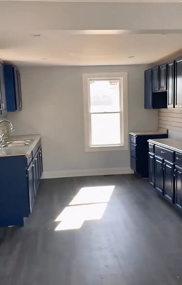 Building Photo - 201 Coulbourn Mill Rd