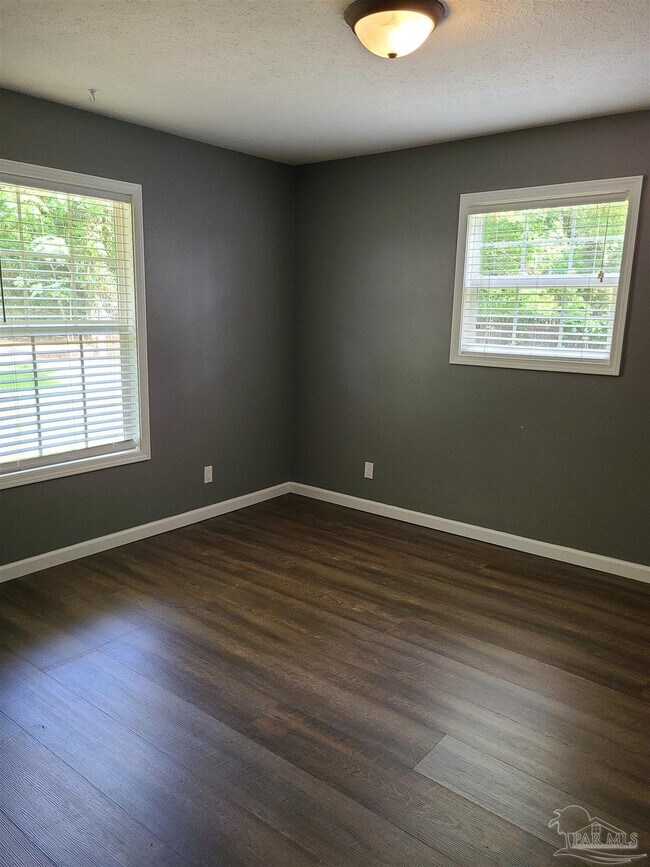 Building Photo - 3505 Oakcalla Dr
