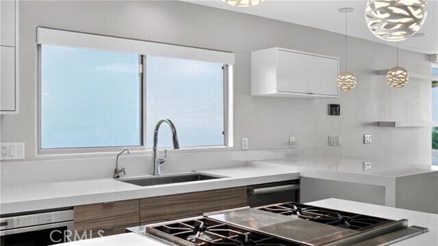 Building Photo - 855 Santa Ana St