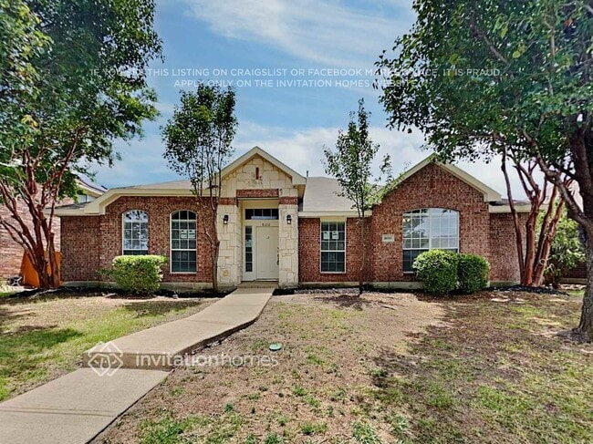 Building Photo - 8010 Munich Dr