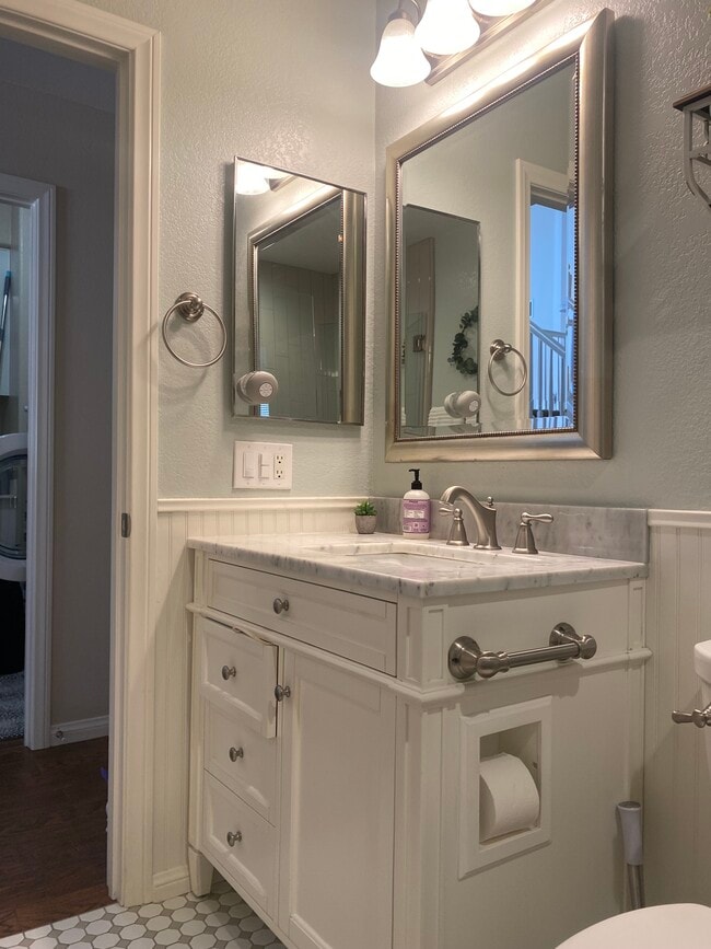 Building Photo - 32434 Campo Dr