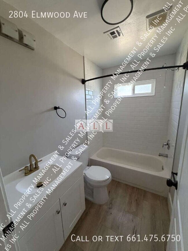 Building Photo - 2804 Elmwood Ave