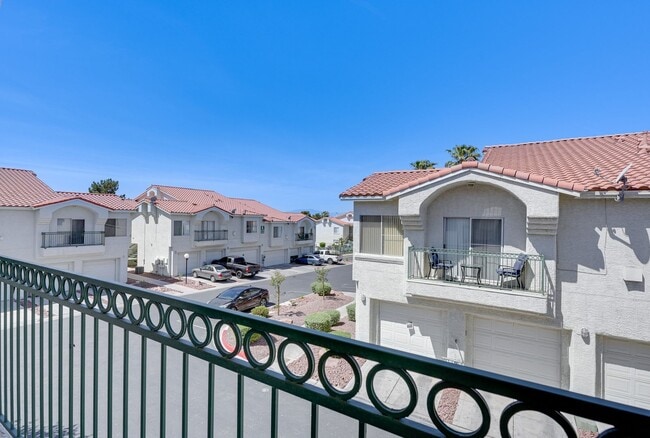 Building Photo - 6201 E Lake Mead Blvd