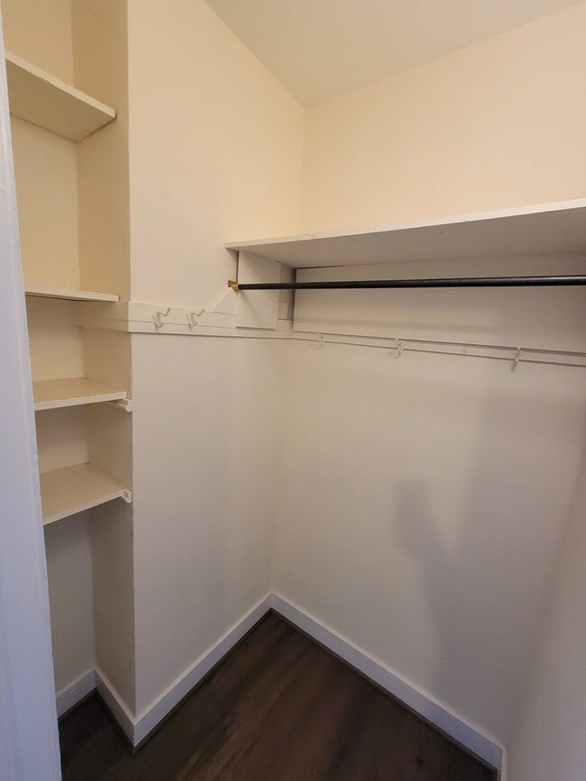 Building Photo - 1624 Washington St