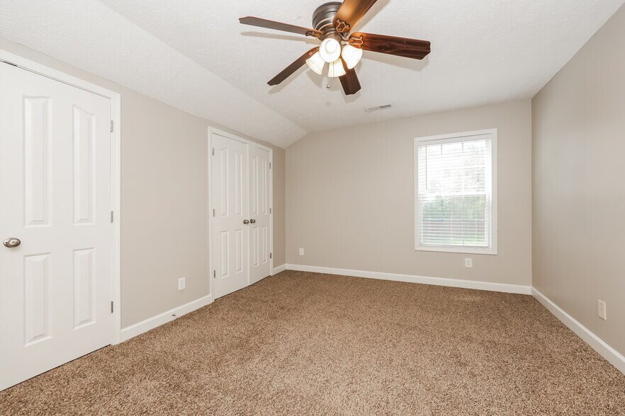 Building Photo - 114 Nick Price Dr