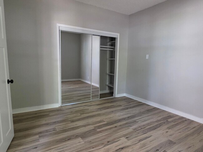 Building Photo - Newly renovated 3 bedroom house