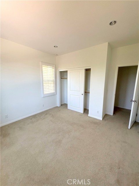 Building Photo - 89 Field Poppy