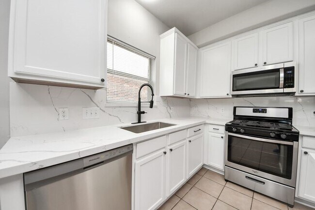 Building Photo - 21114 Twila Springs Dr