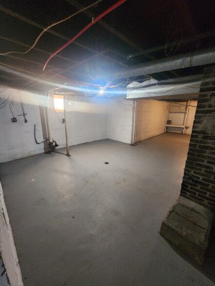 Building Photo - 1659 N 12th St