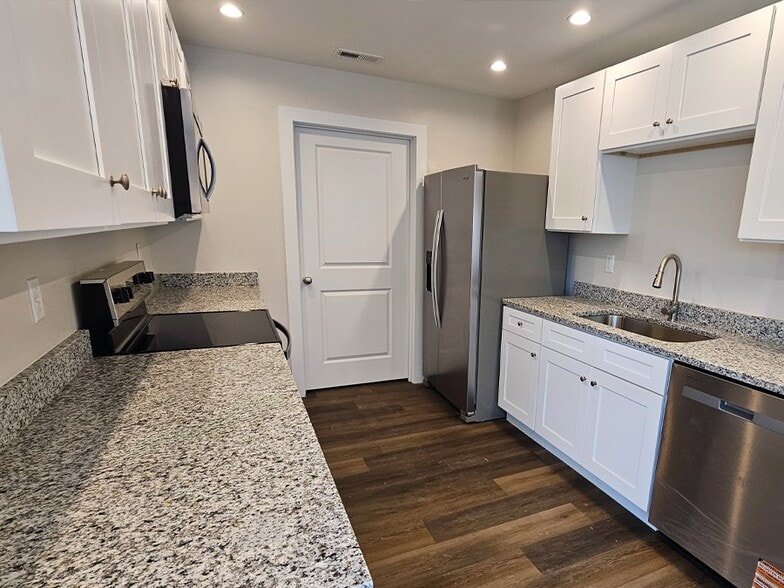 Building Photo - 9930 US-11