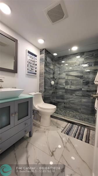 Building Photo - 1360 S Ocean Blvd