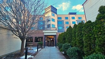 Building Photo - 115Bruen