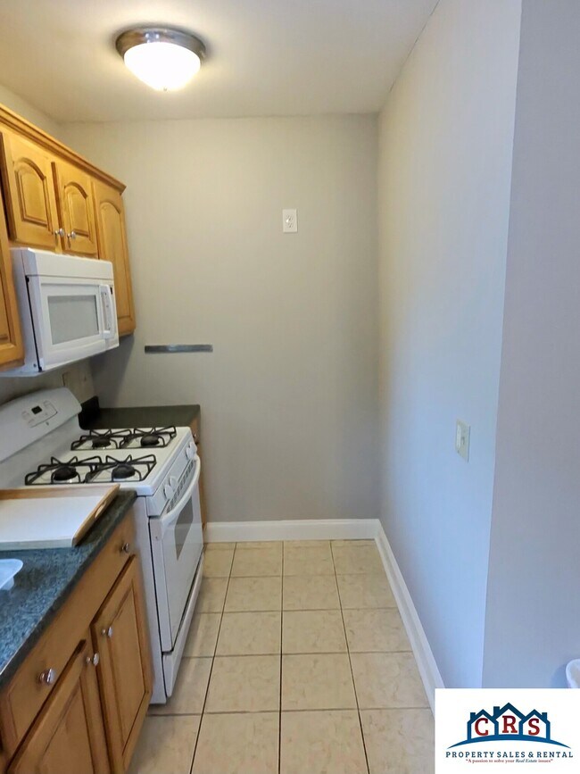 Building Photo - 89 Bailey Rd