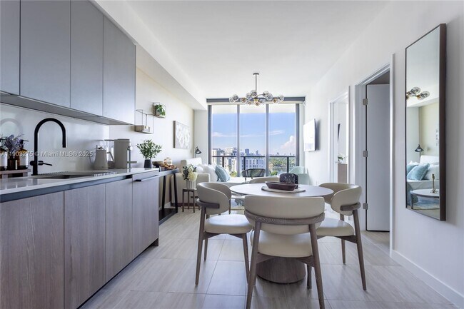 Building Photo - 580 72nd St