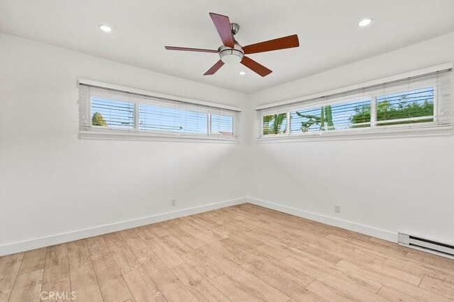 Building Photo - 256 Avenida Madrid