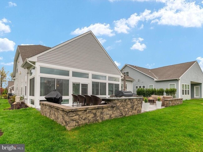 Building Photo - 235 Bayberry Dr