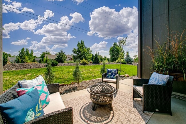 Building Photo - Sophisticated Luxury Townhome in the Heart...