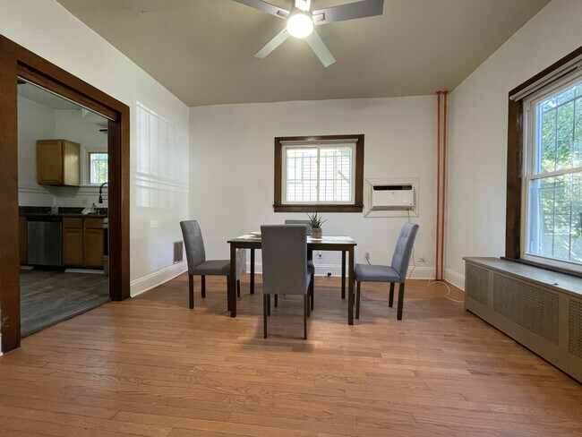 Building Photo - 5920 Chillum Plz NE