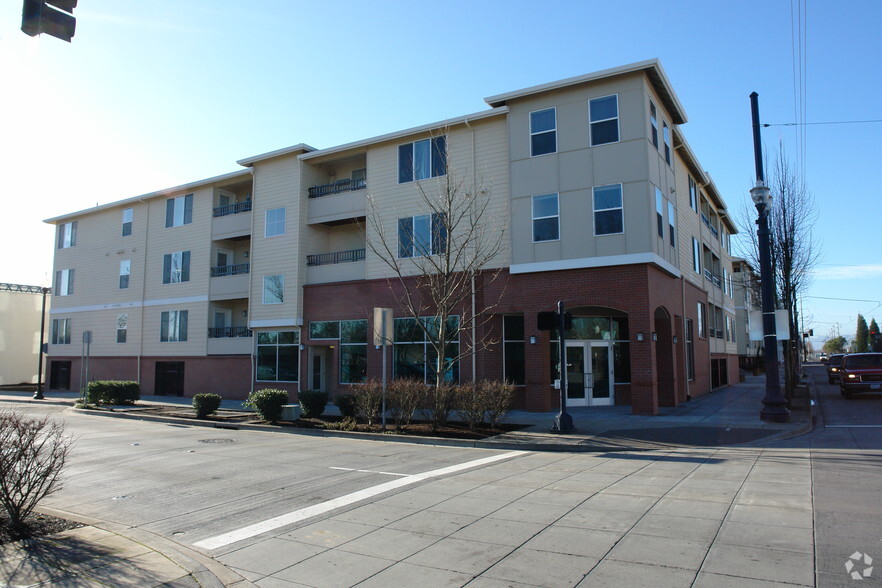 Building Photo - City Center Apartments