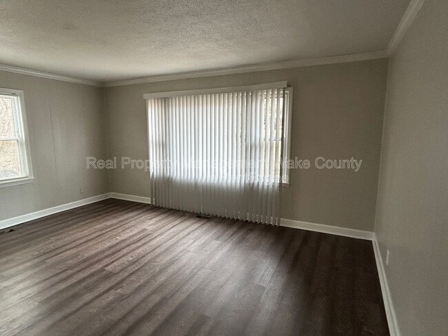 Building Photo - 606 Infinity Rd