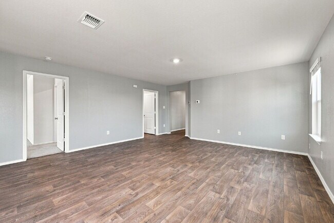 Building Photo - 8111 Autares Sq
