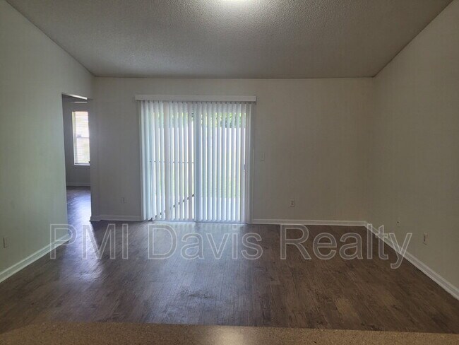 Building Photo - 3762 Lauren Oak Ln