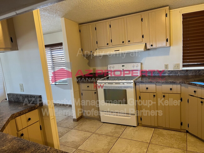 Building Photo - 28840 N 168th Ave