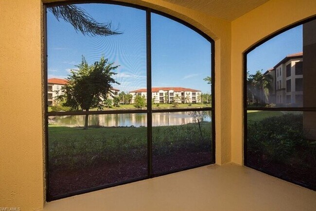 Building Photo - ANNUAL RENTAL - POSITANO PLACE 2 BED / 2 BATH