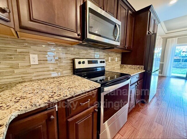 Building Photo - 242 Ikebana Dr