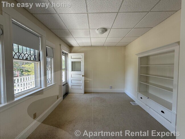 Building Photo - 105 Bromfield Rd
