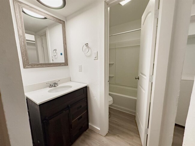 Building Photo - 4501 Witham Ln