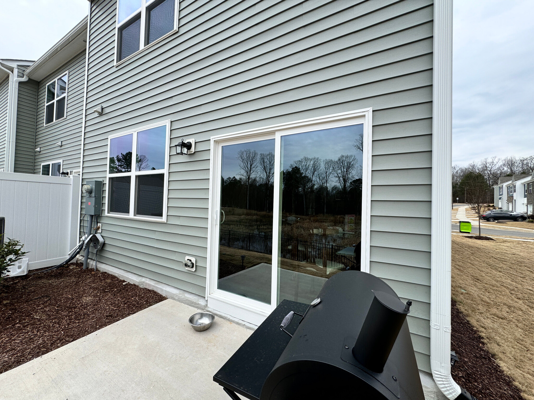 Building Photo - Room in Townhome on Primo Dr