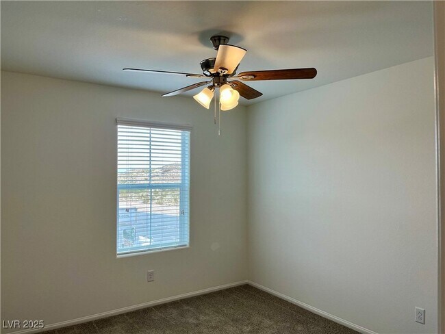 Building Photo - 9693 Biedler Ct
