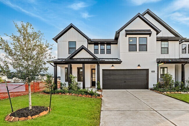 Primary Photo - 29611 Smokey Bourbon Ln