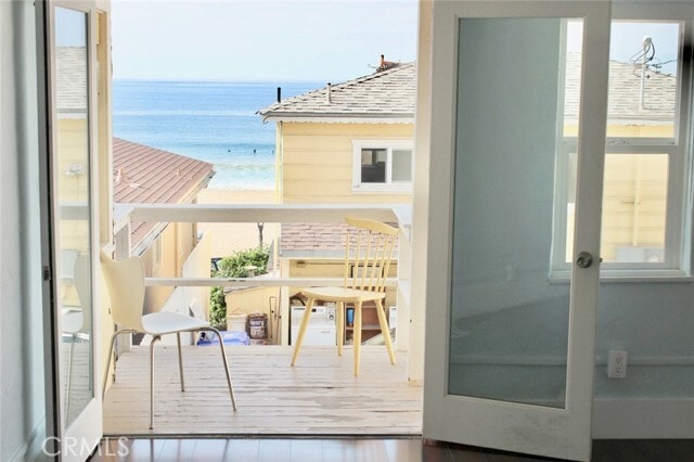 Building Photo - 4209 The Strand