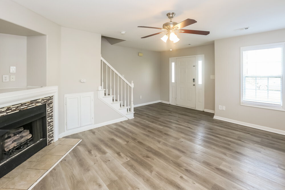 Building Photo - 5883 Culloden Ct